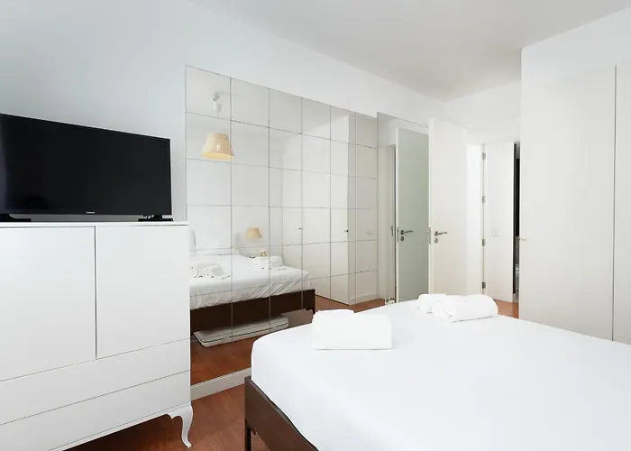 2 Bdr W/pool And Jacuzzi By Lovelystay Appartement Portimão