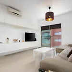 Apartament 2 Bdr W/pool And Jacuzzi By Lovelystay