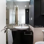 2 Bdr W/pool And Jacuzzi By Lovelystay Portimão